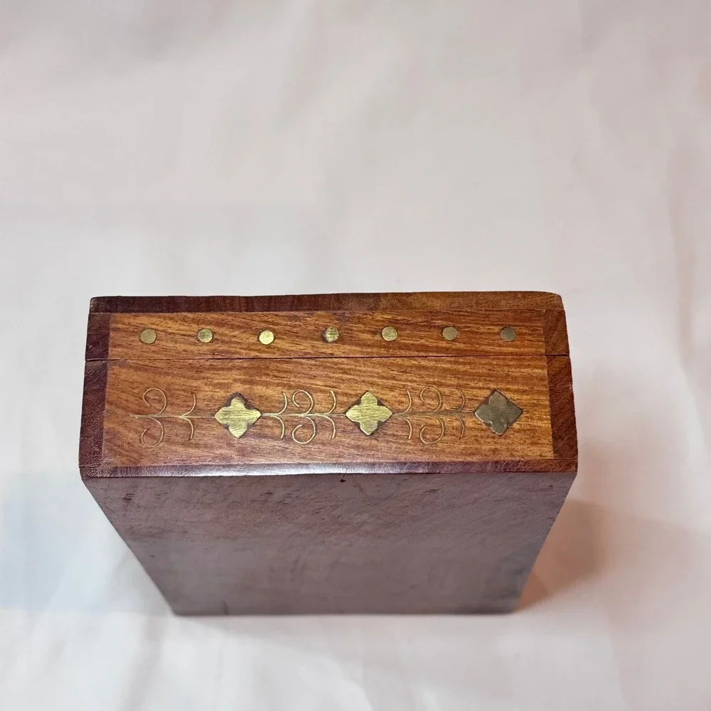 Vintage Wood Brass Inlay Jewelry Box Heart Boho Folk Art 7x5x2
